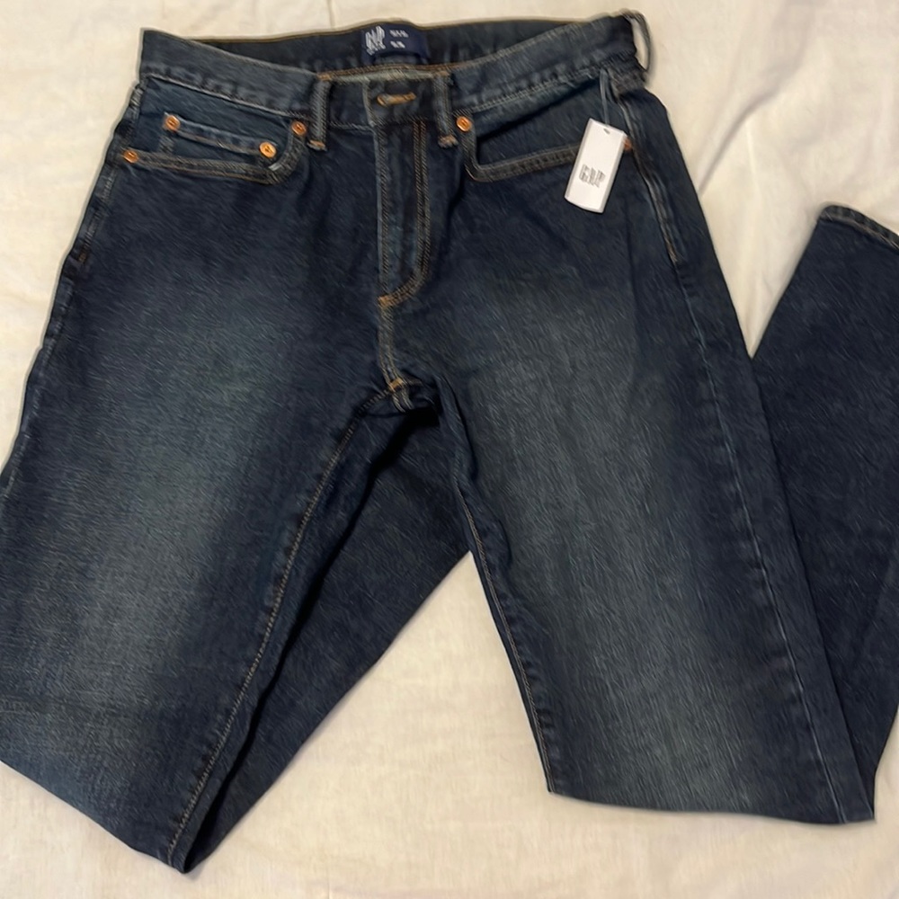 NWT dark wash Gap men’s jeans, slim fit 30x32